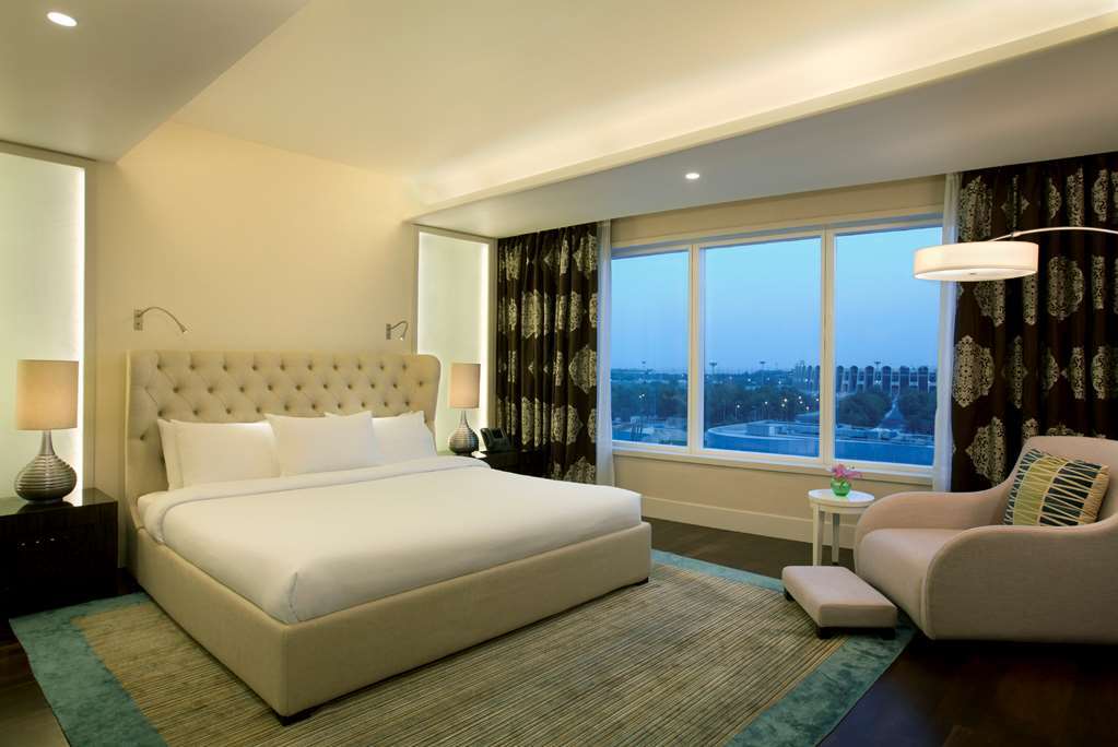 Millennium Al Rawdah Hotel Abu Dhabi Zimmer foto